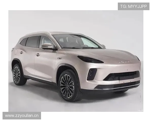 1.5T增程，18英寸大轮圈，鲨鱼鳍天线，贯穿式尾灯，买SUV的再等等！